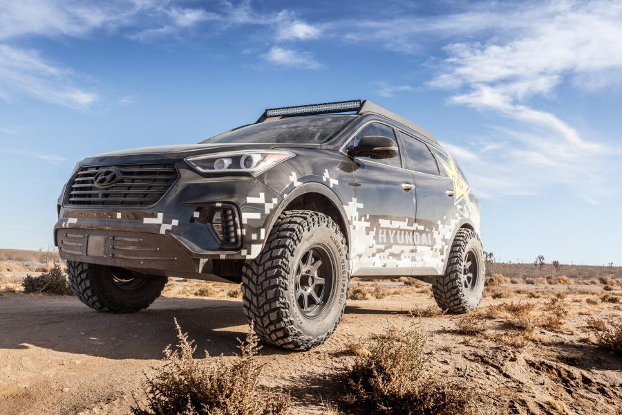  Hyundai Santa Fe Concept by Rockstar 2016 года  (фото 4 из 18)